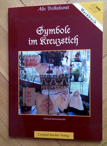 Rottenbacher, Elfriede "Symbole im Kreuzstich"