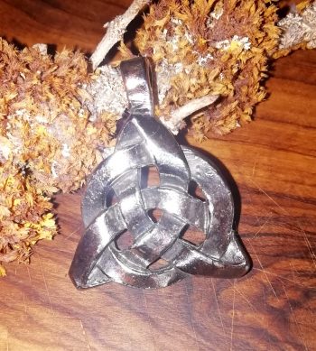Unendlicher Knoten 1 Zinn versilbert