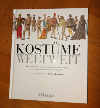 Leventon, Melissa "Kostüme weltweit"